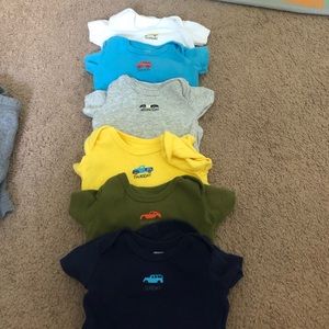 Newborn days of the week bodysuits